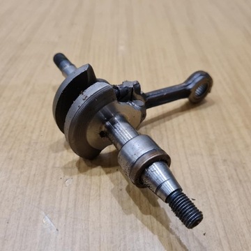 ШАТУН КОЛЕНВАЛА MCCULLOCH MAC 100