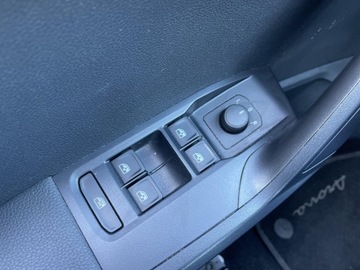 Seat Arona Crossover Facelifting 1.0 TSI 110KM 2024 Seat Arona 1.0 TSI 110KM Czujniki parkowania tył L, zdjęcie 22