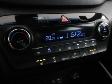 Hyundai Tucson III SUV 1.6 T-GDI 177KM 2018 Hyundai Tucson 4x4 auto klima navi kamera manual, zdjęcie 26