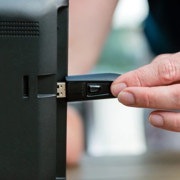 Сломанный портативный DVD-плеер для автомобиля, HDMI в подголовнике