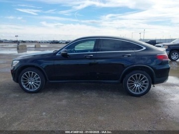 Mercedes GLC C253 2020 Mercedes-Benz GLC 2020 MERCEDES-BENZ GLC 300 COUPE 4MATIC 2.0 Benzyna 255KM, zdjęcie 5