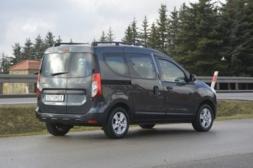 Dacia Dokker Mikrovan Facelifting 1.6 SCe 102KM 2018 Dacia Dokker 1.6 Benzyna nawi kamera 2x drzwi, zdjęcie 9