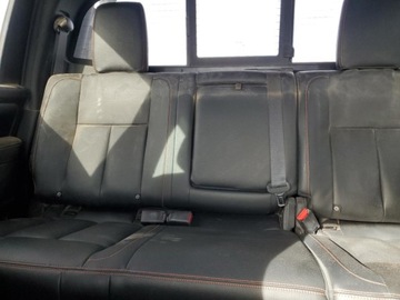 Nissan Titan 2024 Nissan Titan Pro-4X 2024 5.6l 5.6 Benzyna 400KM, zdjęcie 11