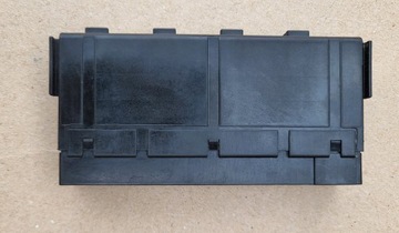 MODUL RELÉ SKŘÍŇKY POJISTEK TOYOTA YARIS I 82641-47020 72818502