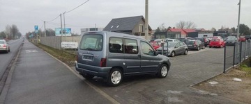 Citroen Berlingo I 1.6 16V 109KM 2005 Citroen Berlingo 1.6 benz ,bezwypadek ,multispace,bogata wersja 1.6 109KM, zdjęcie 5