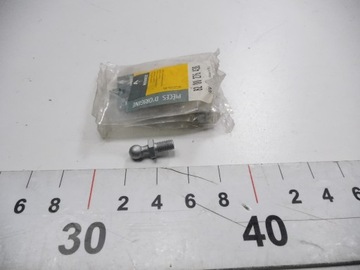 Винт крышки багажника Renault Laguna II 8200276438