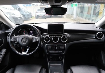 Mercedes CLA C117 Shooting Brake Facelifting 2.1 200 d 136KM 2018 Mercedes-Benz CLA 200d automat, podgrzewane fotele, skorzana tapicerka, pd, zdjęcie 10