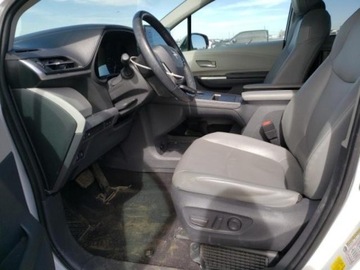 Toyota Sienna III 2021 Toyota Sienna 2021, 2.5L, 4x4, XLE, po gradobiciu 2.5 Hybryda 245KM, zdjęcie 6