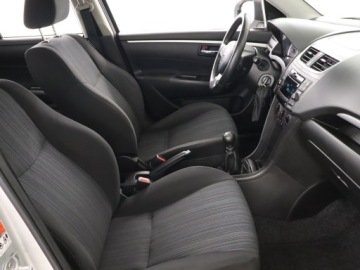 Suzuki Swift V Hatchback 3d Facelifting 1.2 VVT 94KM 2016 Suzuki Swift 1.2, Salon Polska, 1. Właściciel, zdjęcie 8