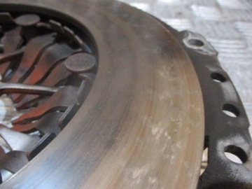 КОМПЛЕКТ СЦЕПЛЕНИЯ OPEL ALFA ROMEO FIAT 1.9 JTD CDTI
