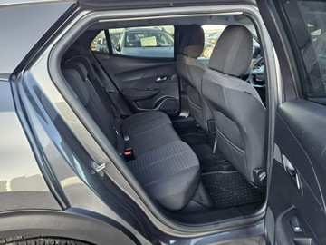 Peugeot 2008 II SUV 1.5 BlueHDi 110KM 2022 Peugeot 2008 1,5 diesel 110KM nawigacja kamera, zdjęcie 6