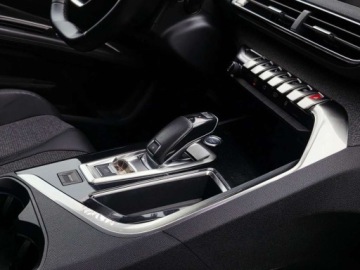 Peugeot 3008 II Crossover 1.2 PureTech 130KM 2019 Peugeot 3008 ___ALLURE___130KM LED Skora Kamera Panorama Virtual Cockpit K, zdjęcie 26