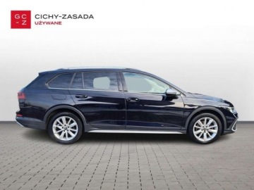 Volkswagen Golf VIII Alltrack 2.0 TDI 200KM 2022 Volkswagen Golf Alltr. 4Mot. ASO 2.0TSI 200KM bezwypadkowy pakiety panoram, zdjęcie 5