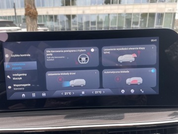 Omoda 5 1.6 T-GDI 147KM 2025 Omoda 5 Premium Phantom Gray z czerwonymi akcentam, zdjęcie 15