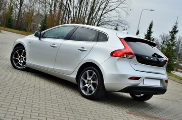 Volvo V40 II Hatchback Facelifting 2.0 D2 120KM 2016 Volvo V40 LiFT Full Led Ocean Race Ledy Digital, zdjęcie 14