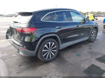 Mercedes GLA II 2022 Mercedes-Benz GLA 250 2022 2.0 Benzyna 221KM, zdjęcie 5