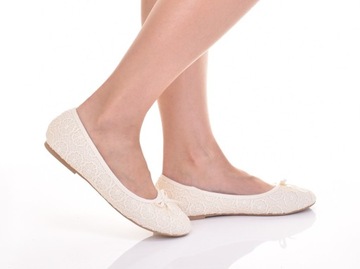 ELEGANCKIE BALERINY DAMSKIE HAFTOWANE BALETKI BEŻOWE MATERIAŁOWE