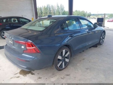 Volvo S60 III 2024 Volvo S60 Recharge Plug-In Hybrid Ultimate Dark Theme 2024 2.0l 2.0 Hybryda, zdjęcie 5