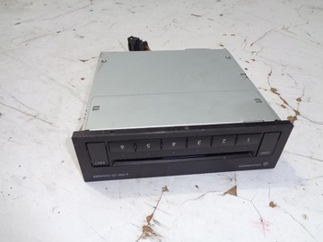 ZMIENIARKA CD 1K0035110B VW GOLF 5 V