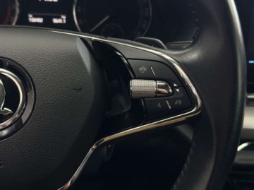 Skoda Octavia IV Kombi 2.0 TDI 115KM 2022 Skoda Octavia Ambition Kamera cofania CarPlayAndroid Auto LED 2.0, zdjęcie 20