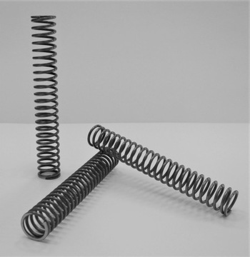 ПРУЖИНА НАЖИМАЮЩАЯ d=1,3 * Dz=12 * L=80 - 3 шт.