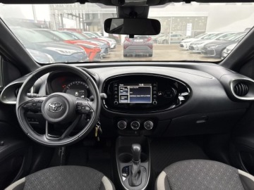 Toyota Aygo X 1.1 VVT-i 72KM 2023 Toyota Aygo X 1.0 VVT-i Style CVT 1.0 VVT-i Style, zdjęcie 10