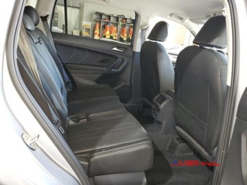Volkswagen Tiguan II 2022 Volkswagen Tiguan 2022 r., 2,0L SE 4X4 2.0 Benzyna 184KM, zdjęcie 10