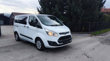 Ford Transit VII 2016 Ford Transit L2H2 VA 2.0 diesel 105KM 2016r, zdjęcie 17