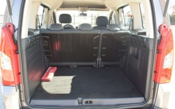 Peugeot Partner I 1.6 HDi 90KM 2009 Peugeot Partner 1.6 HDI Berlingo Klima PDC Oryginal Lakier Sprowadzony, zdjęcie 10