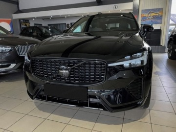 Volvo XC60 II 2025 VOLVO XC60 B5 B AWD Ultra Black Edition Suv 2.0 (264KM) 2025, zdjęcie 1