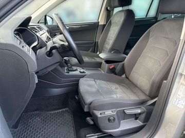 Volkswagen Tiguan II SUV 2.0 TSI 190KM 2019 Volkswagen Tiguan 190 KM 4Motion R-Line LED TOP Virtual Pakiety Salon, zdjęcie 9