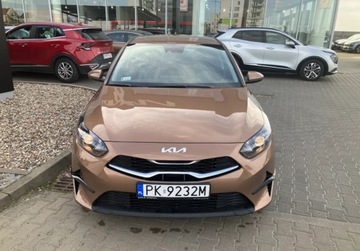 Kia Ceed III Hatchback Facelifting  1.5 T-GDI 160KM 2022 Kia Ceed 1 Wl. , Salon PL , Zadbany , 1.5 benz..., zdjęcie 2