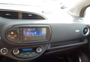 Toyota Yaris III Hatchback 5d Facelifting 2017 1.0 VVT-i 72KM 2020 Toyota Yaris y20 Okazja Benzyna 72KM, zdjęcie 23