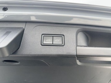 Volkswagen Passat B8 Variant Facelifting 2.0 TDI SCR 200KM 2022 Volkswagen Passat ALLTRACK TDI 200KM DSG FVAT23 Kamera Cofania MATRIX, zdjęcie 13