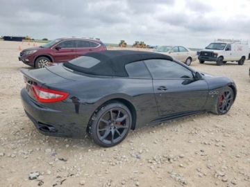 Maserati GranTurismo 2012 Maserati GranTurismo S 2012 4.7 Benzyna 450KM, zdjęcie 3