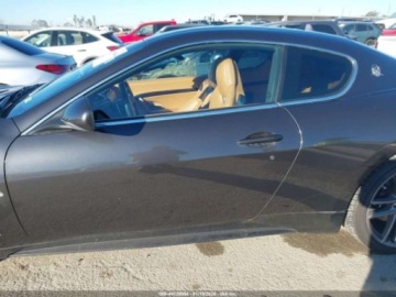 Maserati GranTurismo 2018 Maserati GranTurismo Sport 2018 4.7 Benzyna 454KM, zdjęcie 2