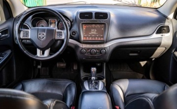 Dodge Journey 2015 Dodge Journey Dodge Journey 3.6 V6 AWD Crossroad 289KM LPG 7-osobowy 3.6, zdjęcie 9