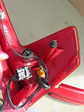CITROEN C4 09R SVĚTLO LEVÝ ZADNÍ KOMPLETNÍ 9655864080