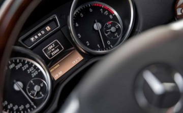 Mercedes Klasa G W463 Off-roader krótki 500 388KM 2012 Mercedes-Benz Klasa G Mercedes-Benz Klasa G 5.5 Benzyna 387KM, zdjęcie 18