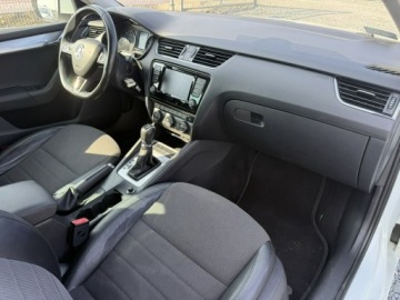 Skoda Octavia III Kombi 2.0 TDI 150KM 2016 Škoda Octavia Skoda Octavia 2.0TDi 150KM 2015r, zdjęcie 17