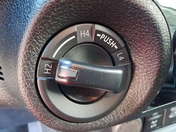 Toyota Hilux VIII Podwójna kabina Facelifting 2.8 D-4D 204KM 2023 Toyota Hilux Hilux Invincible 2.8 D-4D 204KM, automat - cesja leasingu 2.8, zdjęcie 24