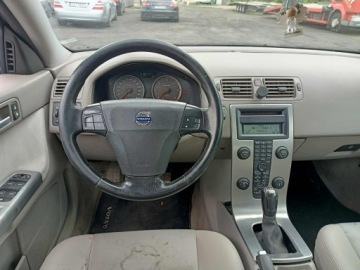Volvo V50 2.0 TD 136KM 2004 Volvo V50 2.0TD 136km 04r, zdjęcie 6