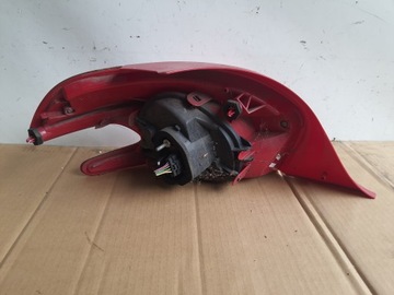 PEUGEOT 208 12-15 SVĚTLO PRAVÁ ZADNÍ