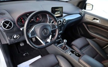 Mercedes Klasa B W246 Sports Tourer Facelifting 1.6 200 156KM 2016 Mercedes-Benz Klasa B Mercedes-Benz Klasa B 200 UrbanStyle Edition 1.6, zdjęcie 15