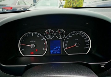 Hyundai i30 I Hatchback 1.6 126KM 2010 Hyundai i30 1.6 Benzyna 126KM, zdjęcie 12