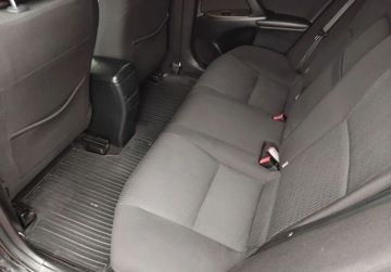 Toyota Avensis III Wagon 1.8 Valvematic 147KM 2010 Toyota Avensis 1,8 Benz Navi Kamera Alugelgi Zarejestrowany w Kraju, zdjęcie 10