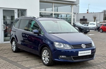 Volkswagen Sharan II Van Facelifting 1.4 TSI 150KM 2020 Volkswagen Sharan 1,4 TSI 150kM Highline Salon Polska,F.Vat 23 1.4 Benzyna, zdjęcie 1