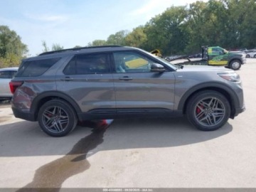 Ford Explorer VI 2025 Ford Explorer 2025r., 4x4, 2.3L 2.3 Benzyna 300KM, zdjęcie 4