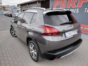 Peugeot 2008 I SUV Facelifting 1.2 PureTech 130KM 2019 Peugeot 2008 130 KM Klimatronik Sensor PDC Navi 1.2 Benzyna 130KM, zdjęcie 4