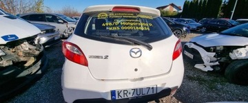 Mazda 2 II 2014 Mazda 2 2014r, 1.6 Diesel. Uszkodzony lewy tyl. Jezdzi. 1.6 Diesel 70KM, zdjęcie 8